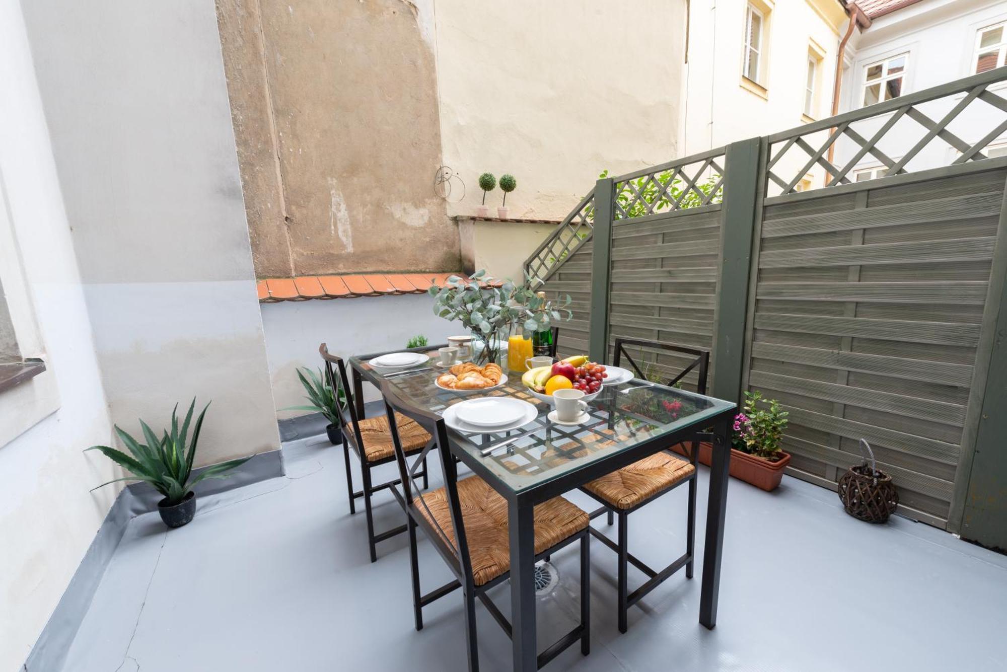 Best Price & Location - Historic Square Residency Prag Dış mekan fotoğraf